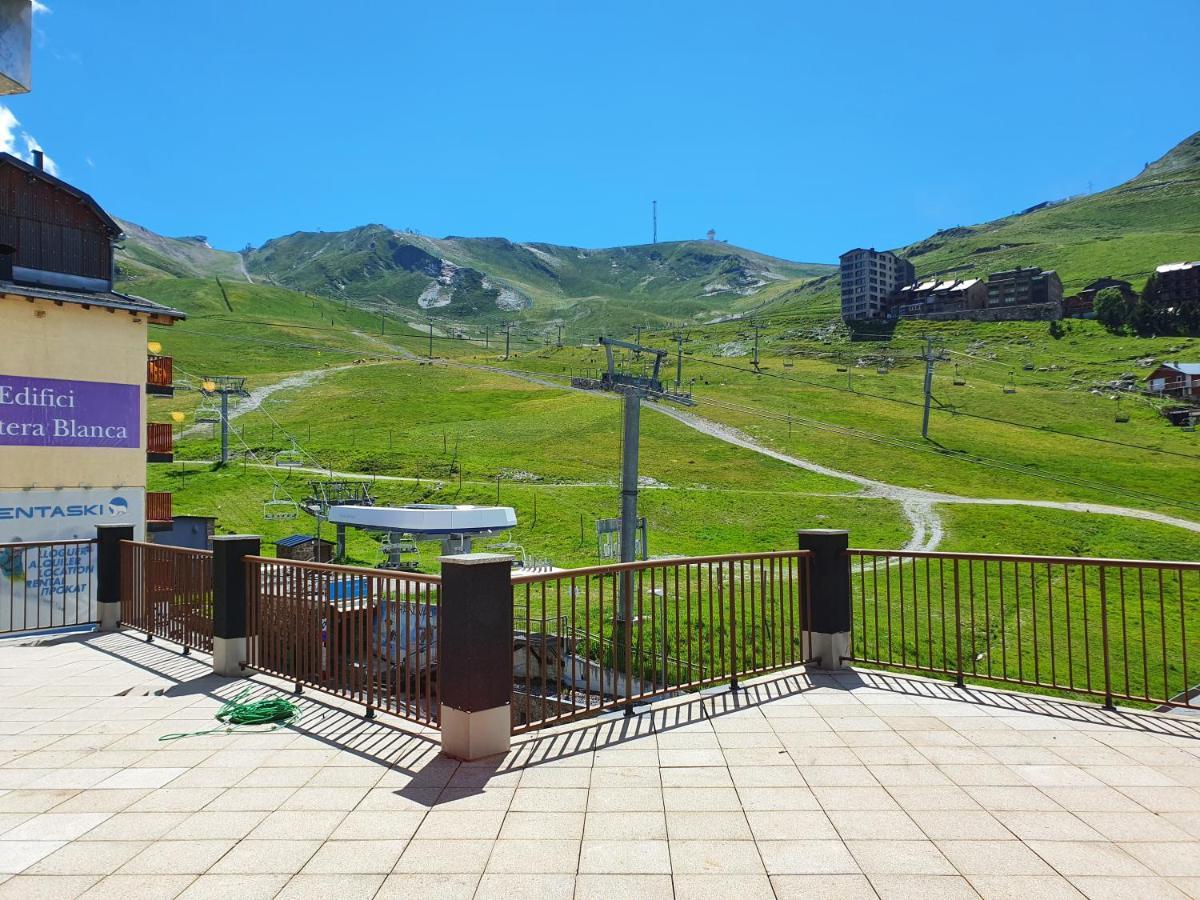 Apartamentos Grifovacances Tres Estrelles Club Pas De La Casa Εξωτερικό φωτογραφία
