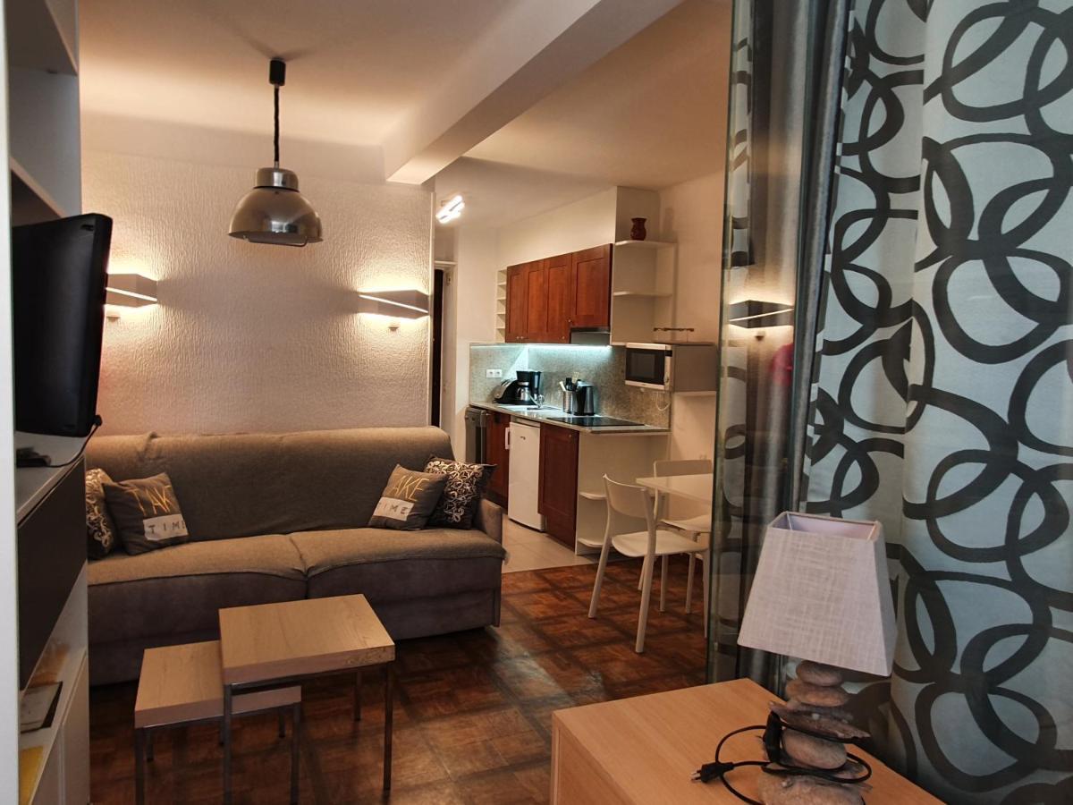 Apartamentos Grifovacances Tres Estrelles Club Pas De La Casa Εξωτερικό φωτογραφία